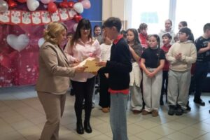 Messenger_creation_EF717B59-CB3E-400C-BD27-A154CE3A6099